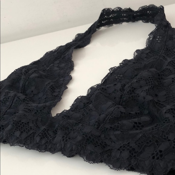 FREE PEOPLE INTIMATES BLACK LACE HALTER BRALETTE - Picture 5 of 14